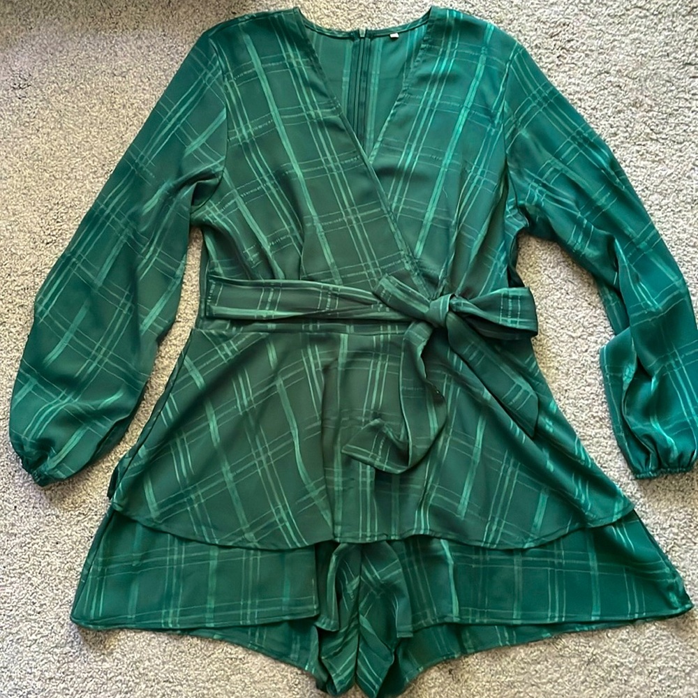 Deleting 4/30. Green Playsuit Fit and Flare Romper with Long Sleeves Size XL